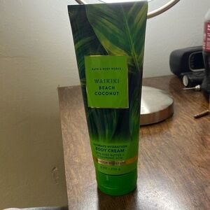 Bath and body works Waikiki beach coconut body cream